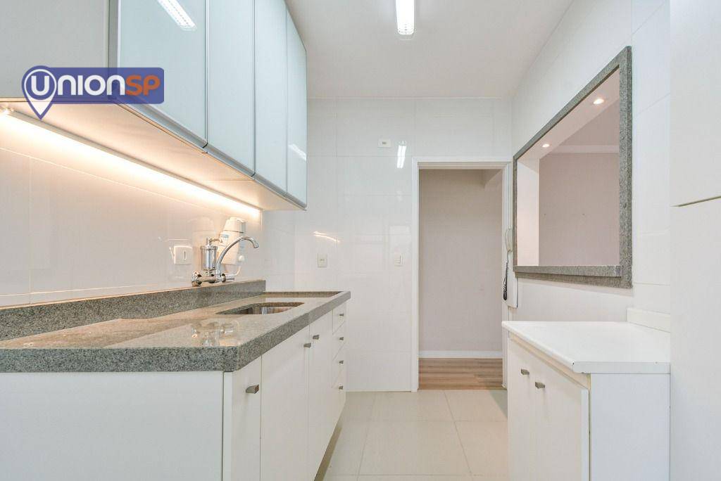 Apartamento à venda com 2 quartos, 55m² - Foto 18