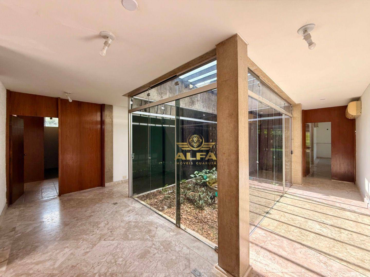 Casa de Condomínio à venda com 4 quartos, 350m² - Foto 17