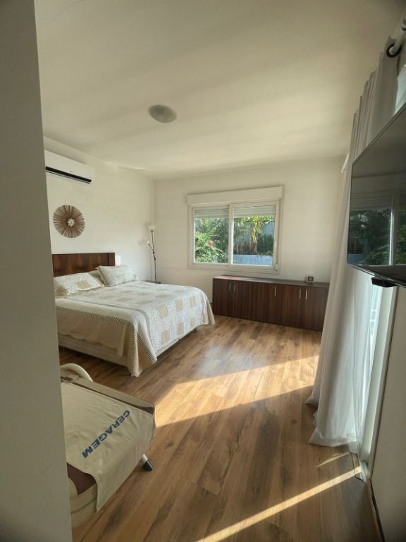 Casa de Condomínio à venda com 4 quartos, 330m² - Foto 24