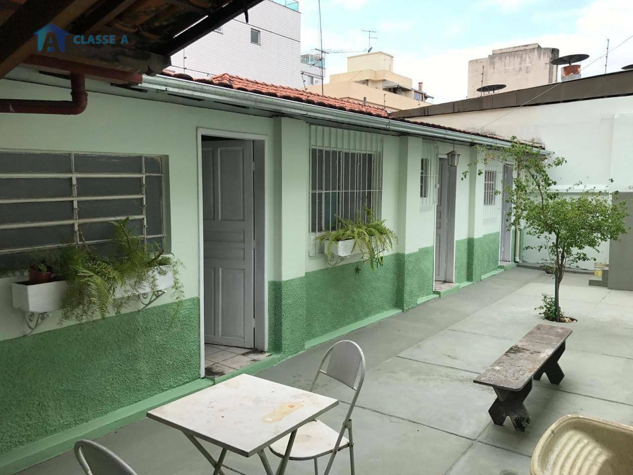 Casa à venda com 6 quartos, 163m² - Foto 5