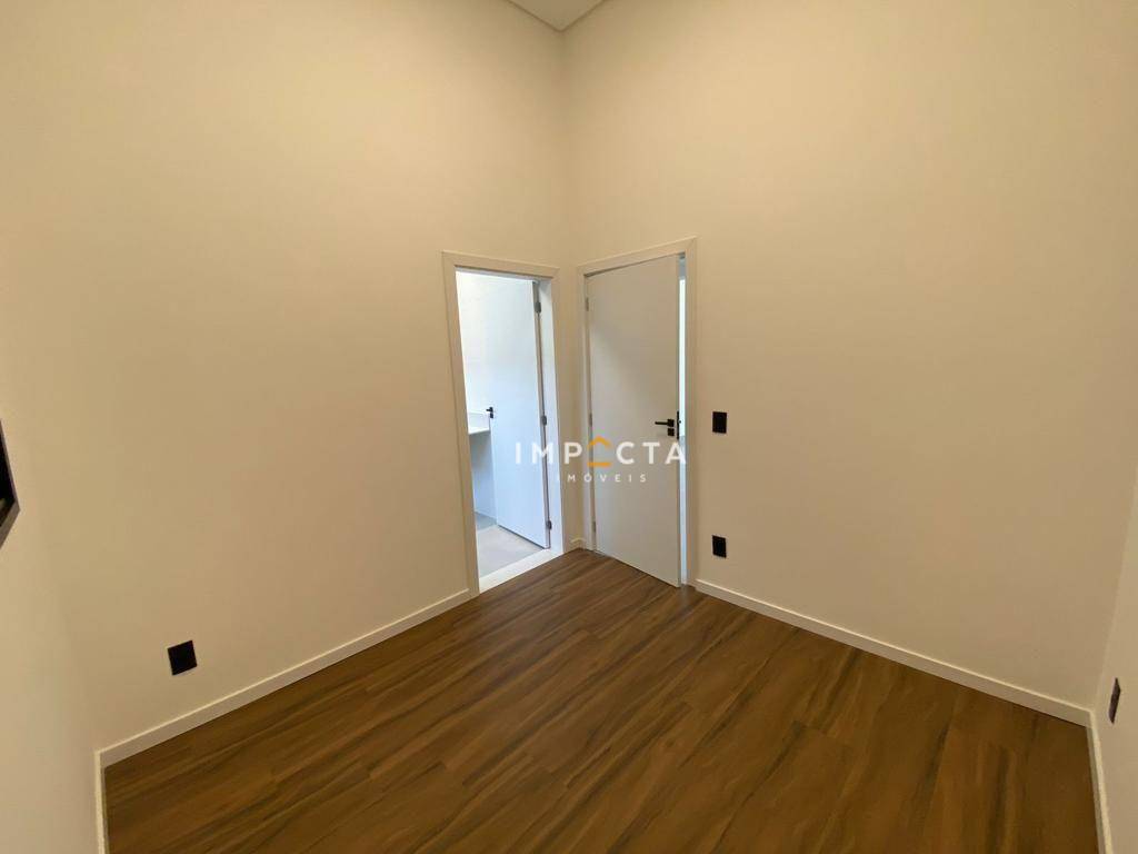 Casa à venda com 3 quartos, 180m² - Foto 18