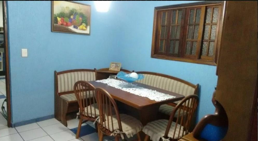 Sobrado à venda com 3 quartos, 300m² - Foto 2