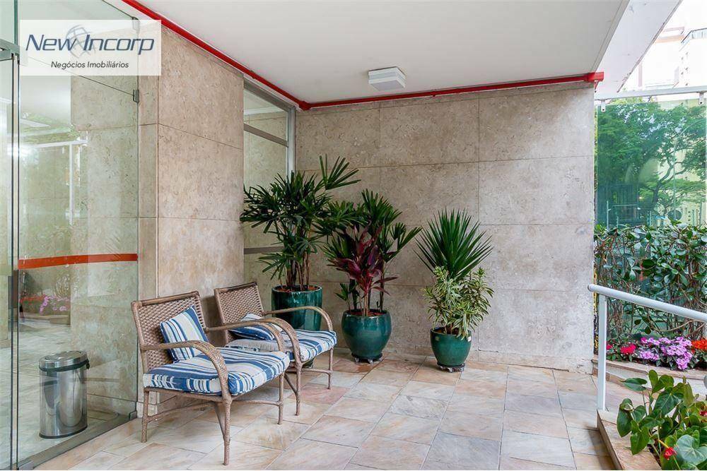 Apartamento à venda com 3 quartos, 127m² - Foto 19