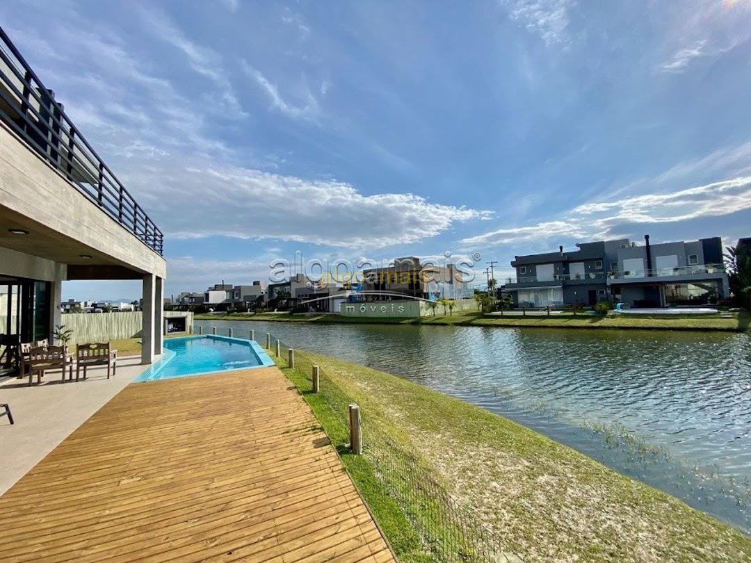 Casa de Condomínio à venda com 5 quartos, 293m² - Foto 30