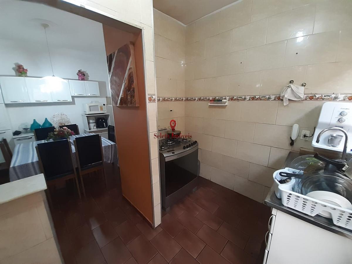 Casa à venda com 3 quartos, 160m² - Foto 7