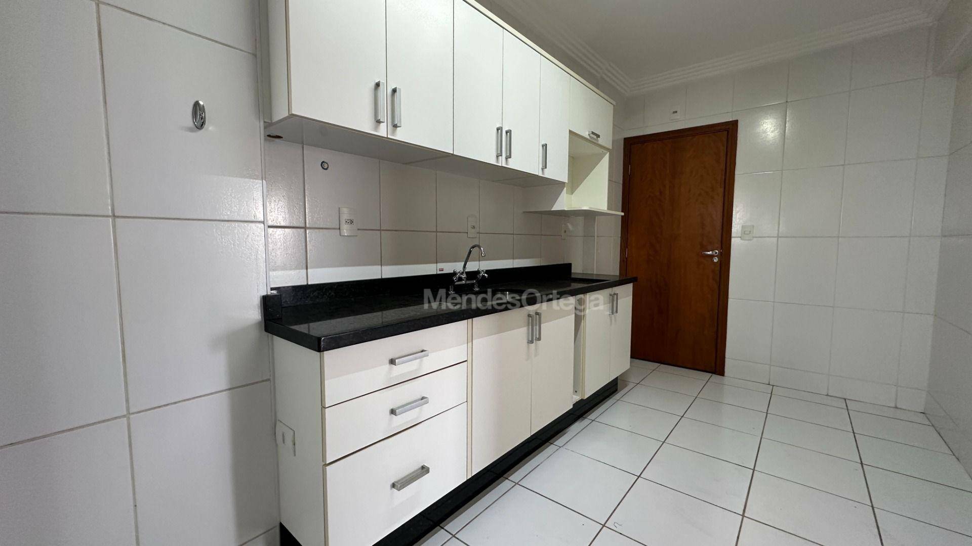 Apartamento à venda com 3 quartos, 94m² - Foto 6