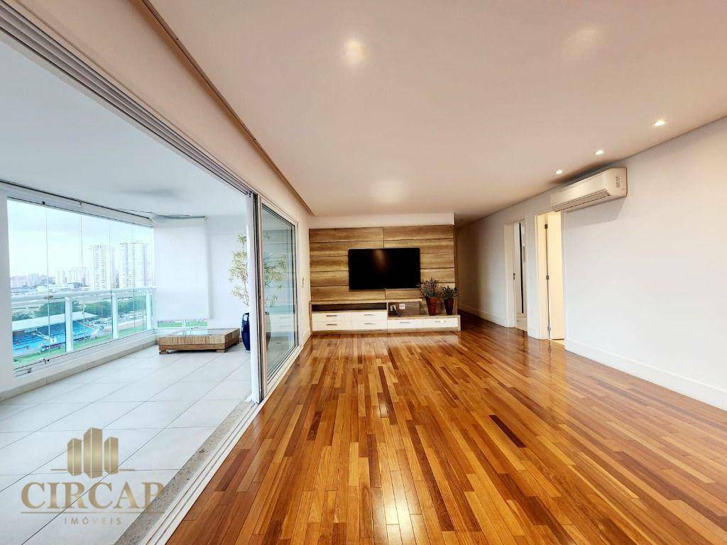Apartamento à venda com 4 quartos, 241m² - Foto 9