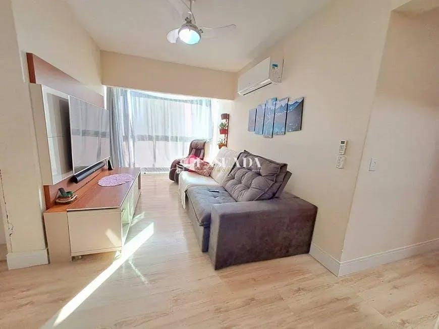 Apartamento à venda com 3 quartos, 120m² - Foto 3