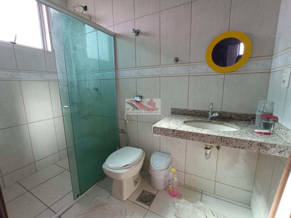 Apartamento à venda com 3 quartos, 134m² - Foto 32