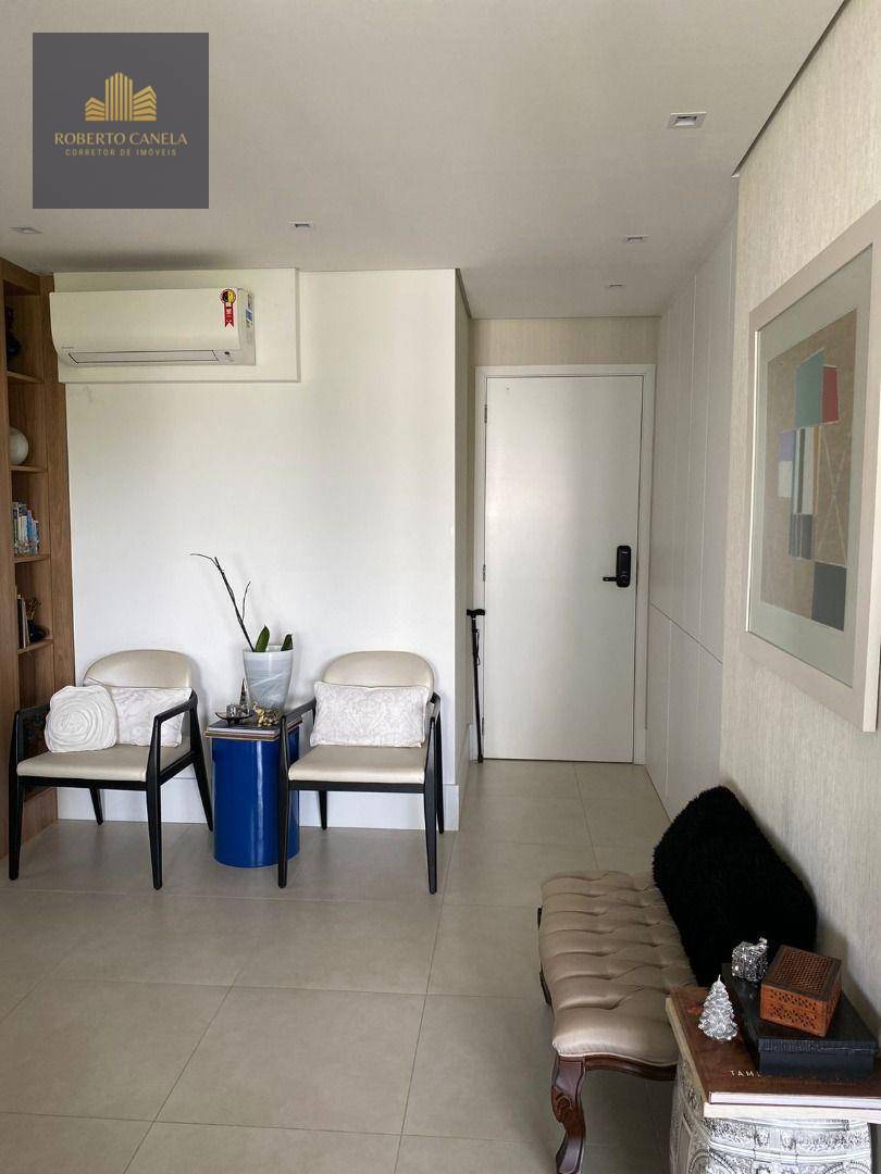 Apartamento à venda com 2 quartos, 67m² - Foto 6