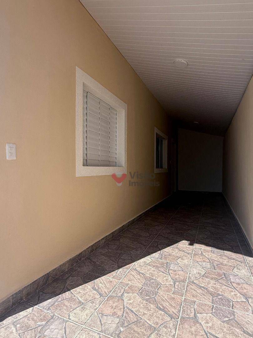 Casa à venda com 3 quartos, 132m² - Foto 3