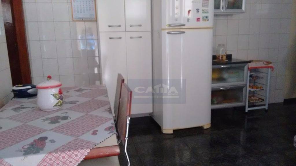 Sobrado à venda com 4 quartos, 150m² - Foto 5