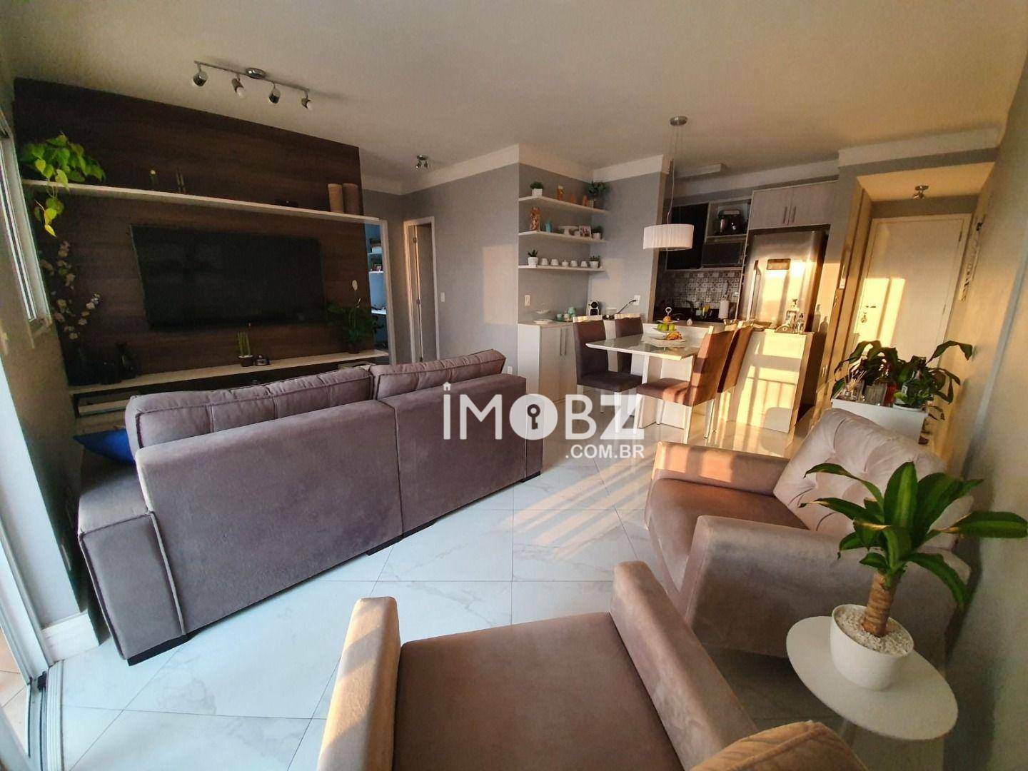 Apartamento à venda com 2 quartos, 69m² - Foto 2