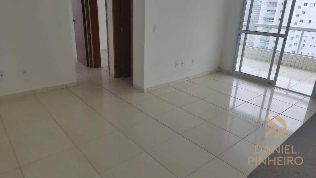 Apartamento à venda com 2 quartos, 87m² - Foto 3