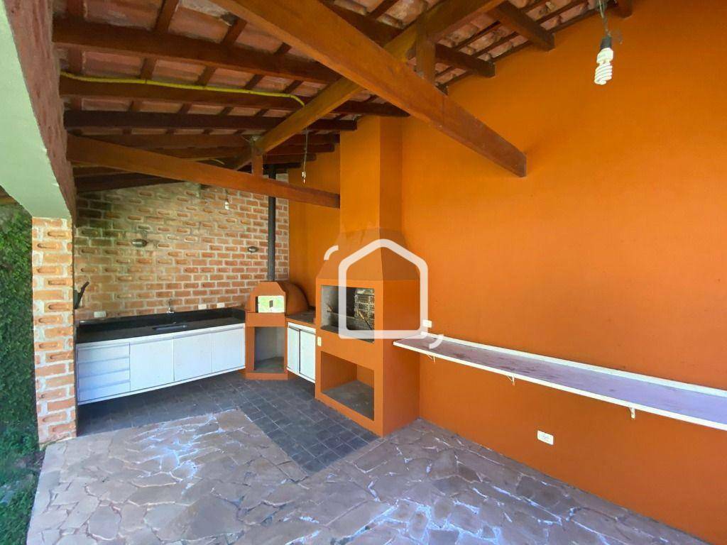 Casa para alugar com 4 quartos, 300m² - Foto 48