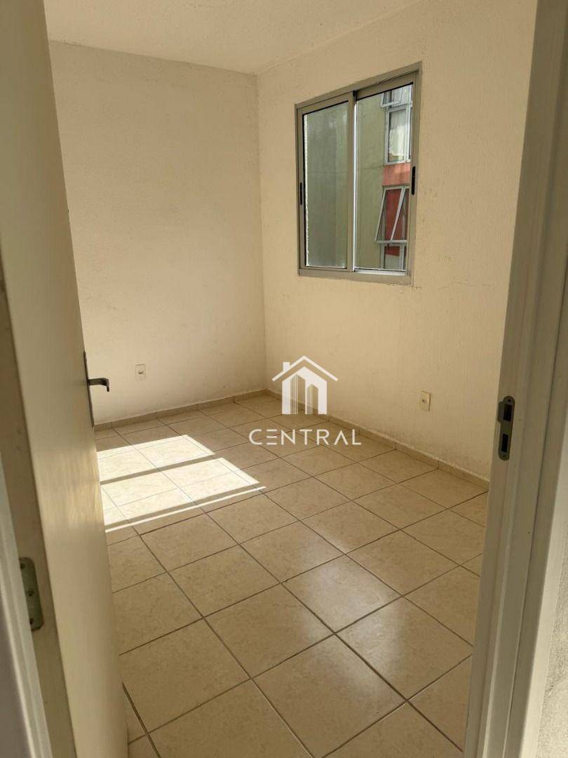 Apartamento à venda com 2 quartos, 45m² - Foto 9