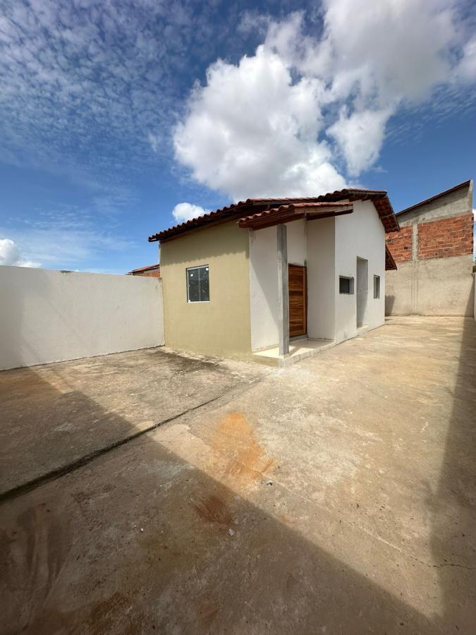 Casa à venda com 2 quartos, 160m² - Foto 1