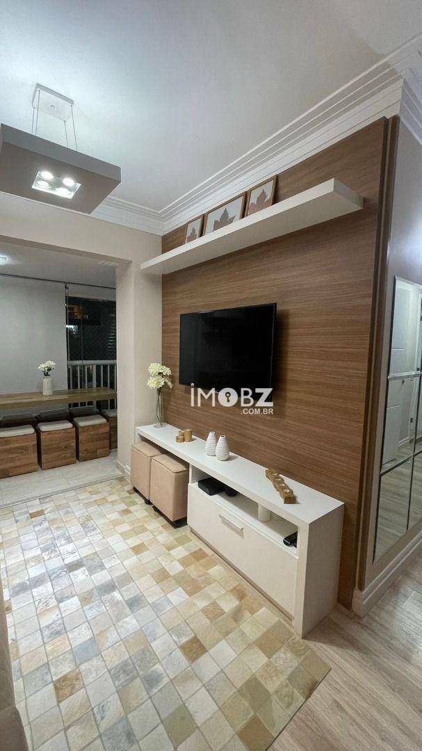 Apartamento à venda com 3 quartos, 75m² - Foto 2