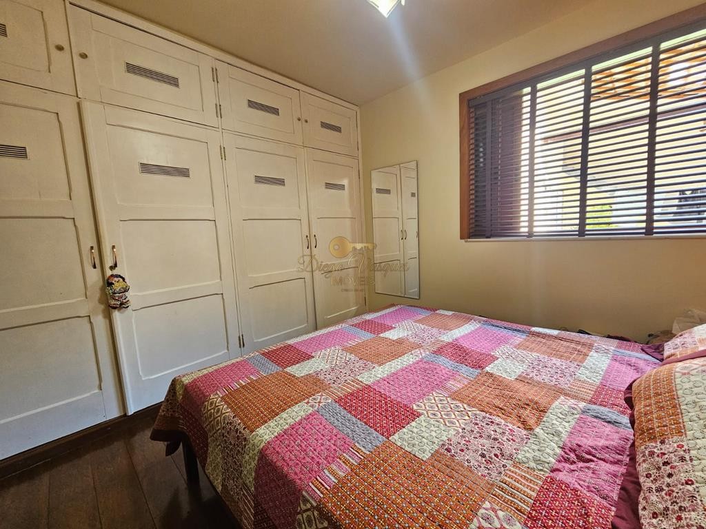 Casa à venda com 4 quartos, 200m² - Foto 27