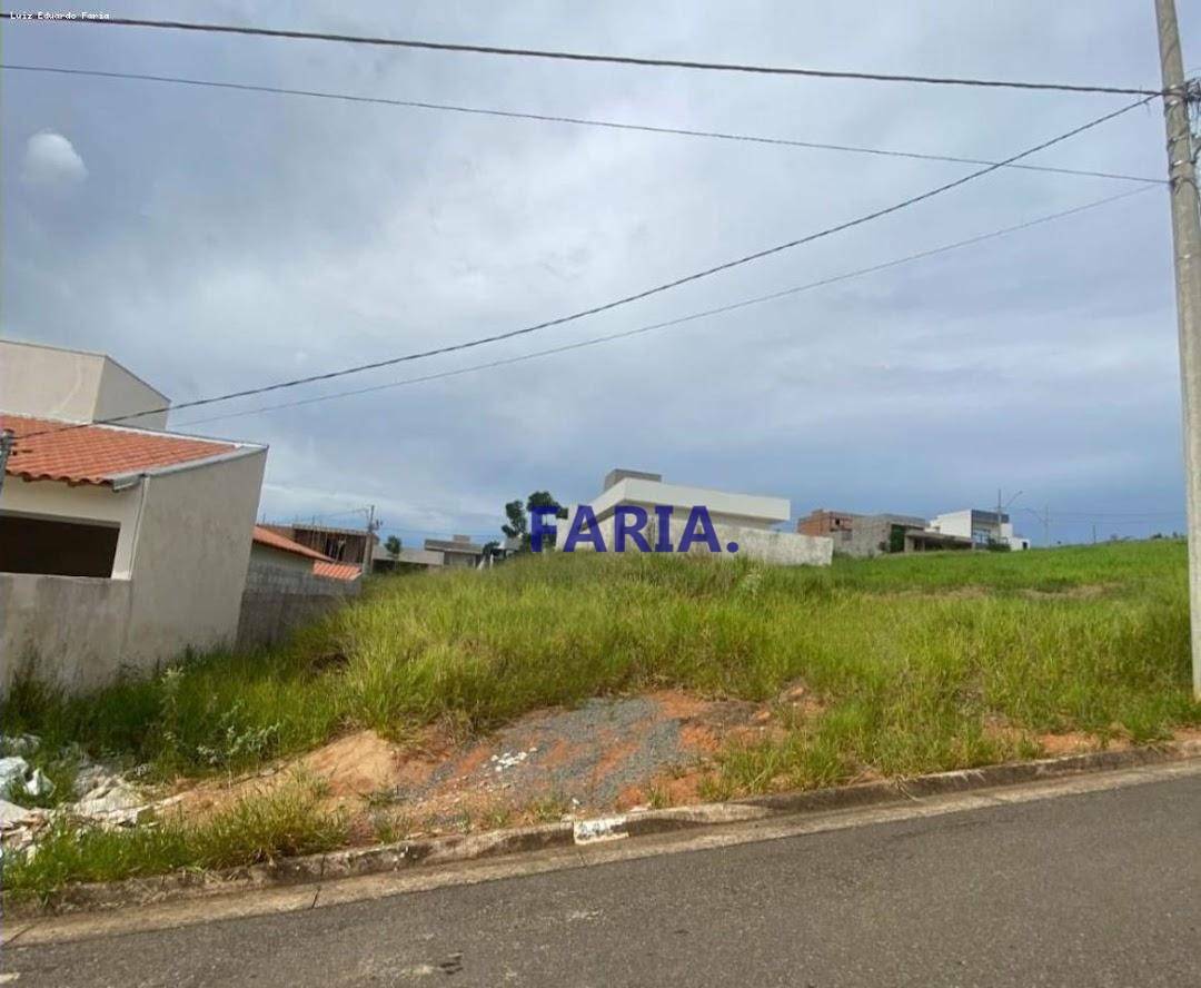 Terreno à venda, 300M2 - Foto 1