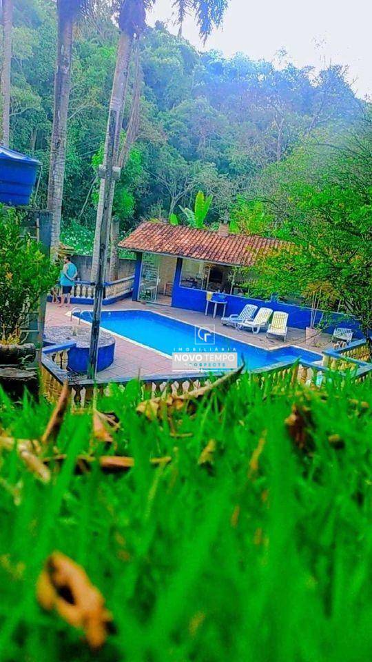 Chácara à venda e aluguel com 3 quartos, 200m² - Foto 2