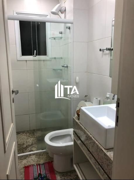 Apartamento à venda com 2 quartos, 64m² - Foto 11