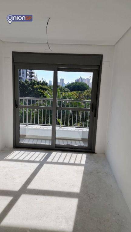 Apartamento à venda com 2 quartos, 69m² - Foto 3