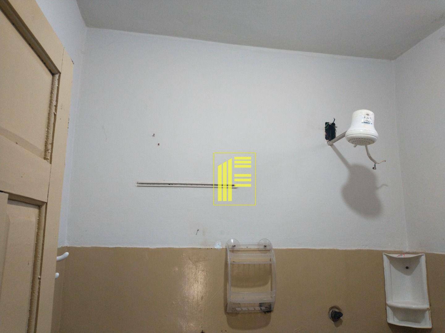 Casa para alugar com 1 quarto, 45m² - Foto 15