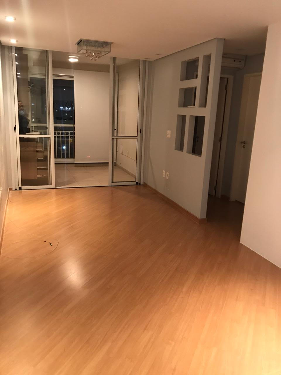 Apartamento à venda com 2 quartos, 63m² - Foto 3