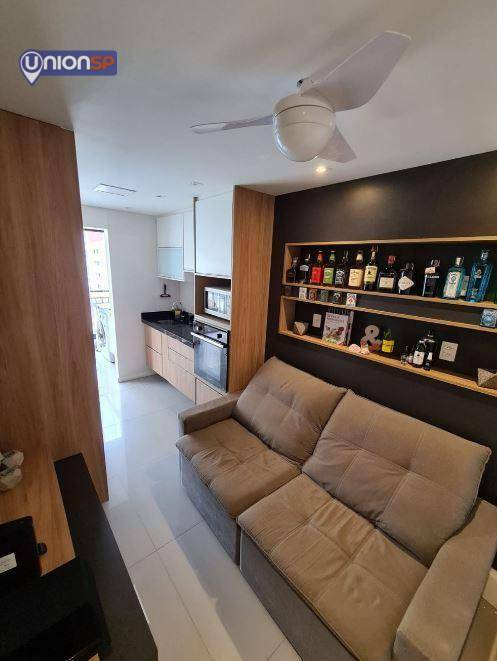 Apartamento à venda com 1 quarto, 34m² - Foto 1