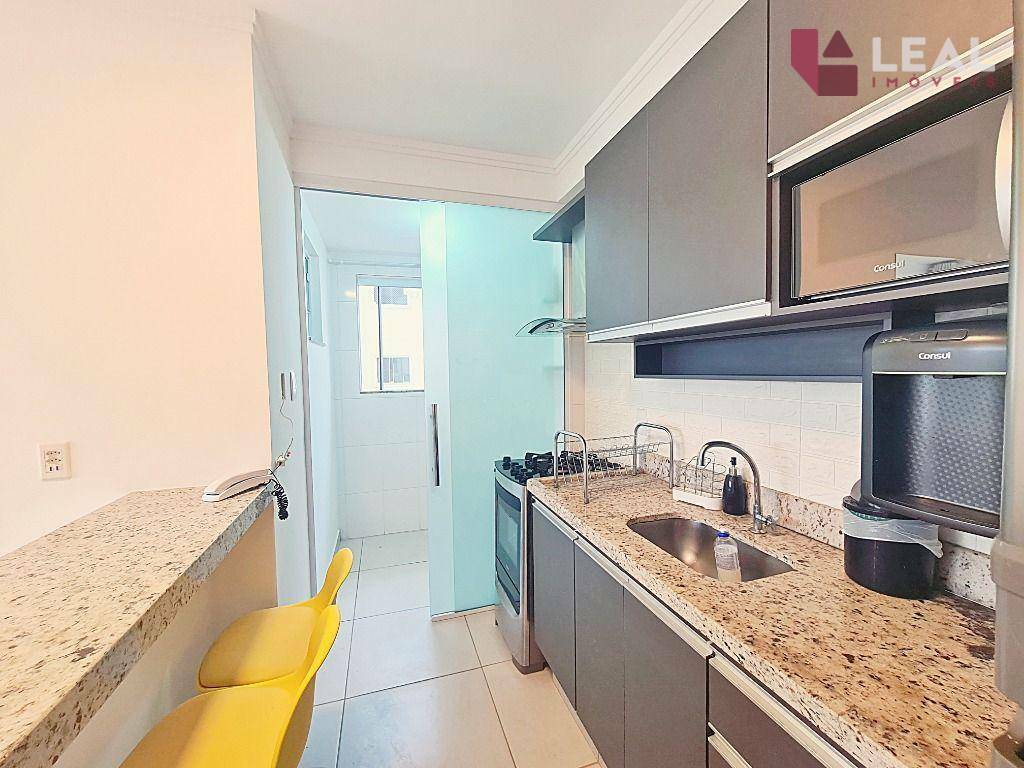 Apartamento para alugar com 2 quartos, 53m² - Foto 9