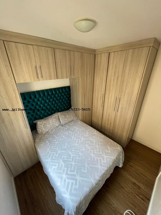 Apartamento à venda com 2 quartos, 47m² - Foto 4