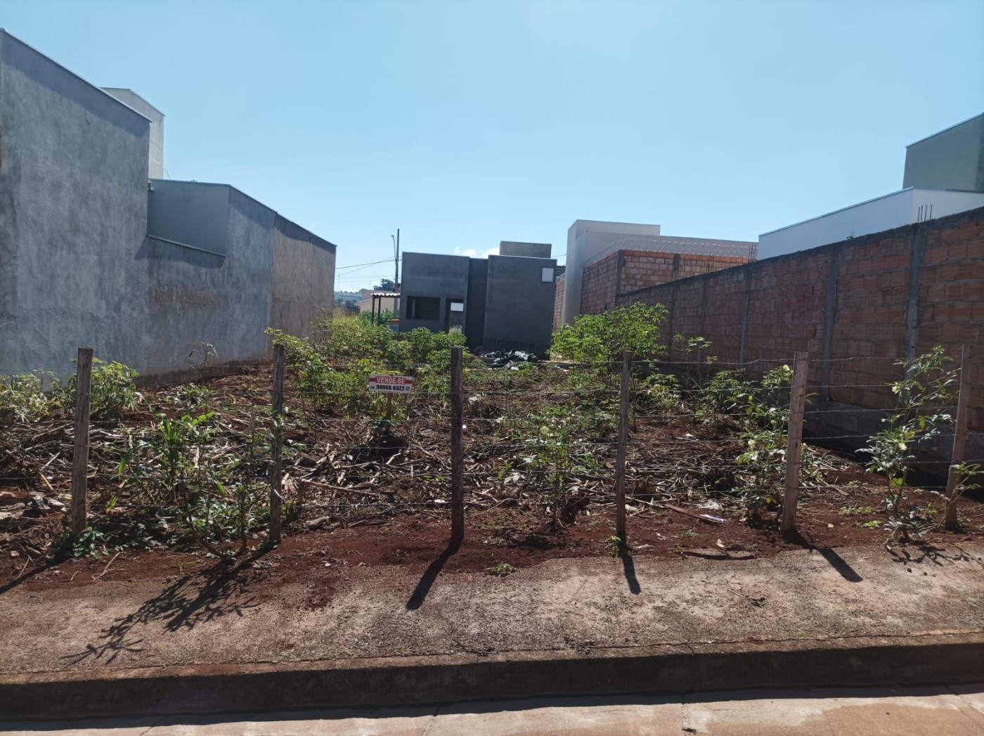 Terreno à venda, 210m² - Foto 2
