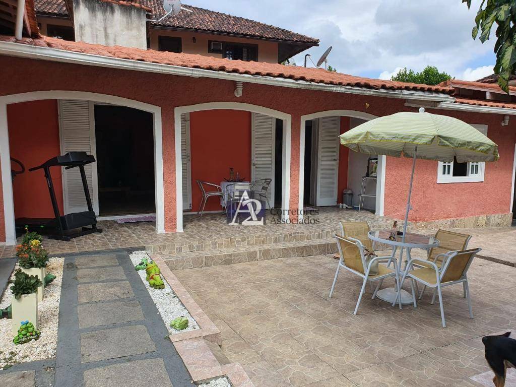 Casa à venda com 3 quartos, 250M2 - Foto 22