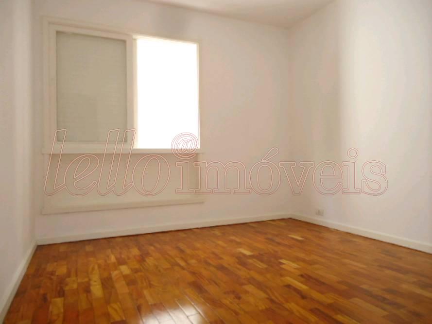 Apartamento para alugar com 3 quartos, 113m² - Foto 3