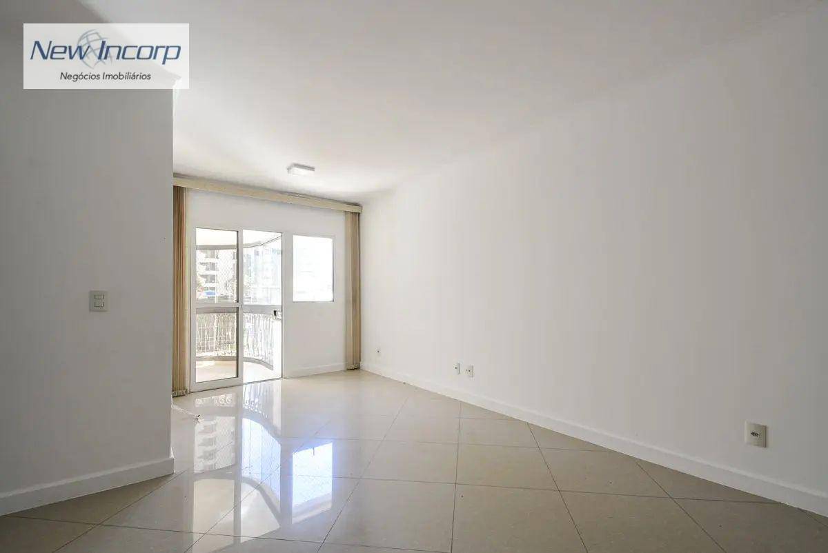 Apartamento à venda com 3 quartos, 100m² - Foto 3