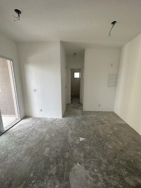 Apartamento à venda com 2 quartos, 52m² - Foto 2