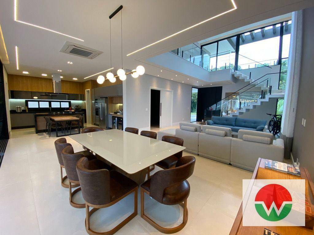 Casa de Condomínio à venda com 5 quartos, 450m² - Foto 23