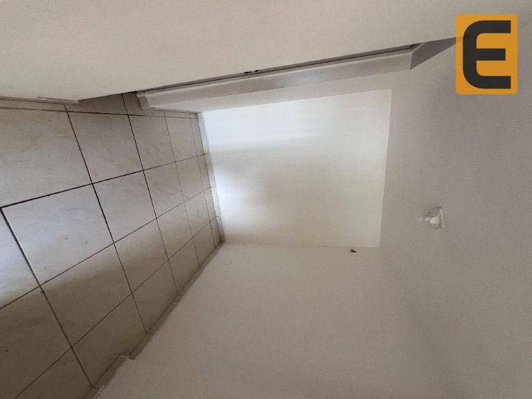 Apartamento à venda com 3 quartos, 179m² - Foto 19