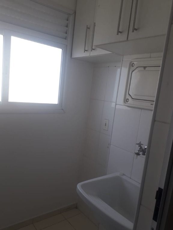 Apartamento à venda com 2 quartos, 48m² - Foto 8