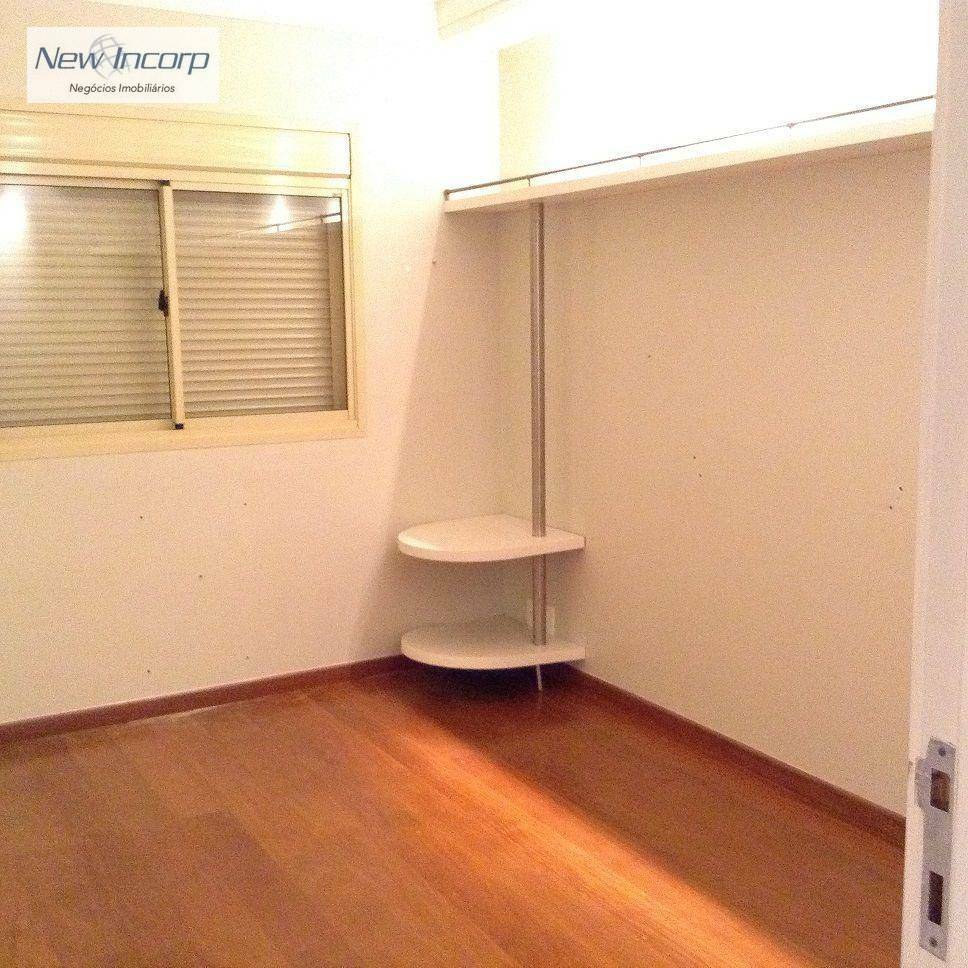 Apartamento à venda com 3 quartos, 165m² - Foto 25