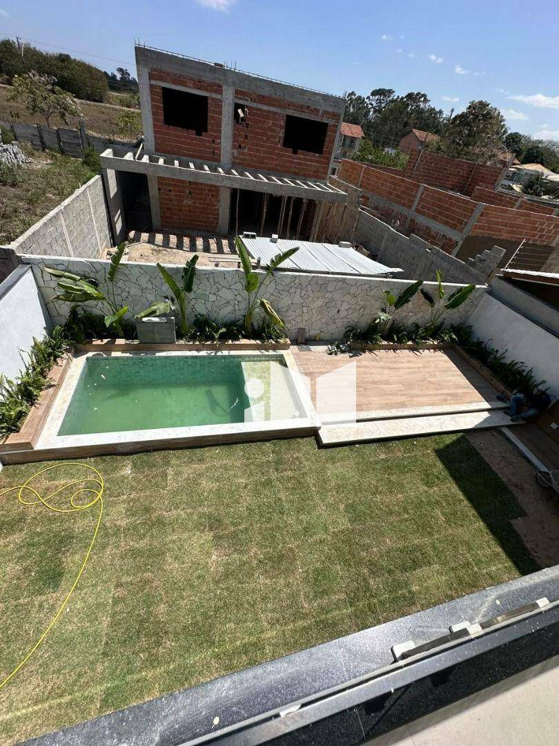 Casa de Condomínio à venda com 4 quartos, 322m² - Foto 13