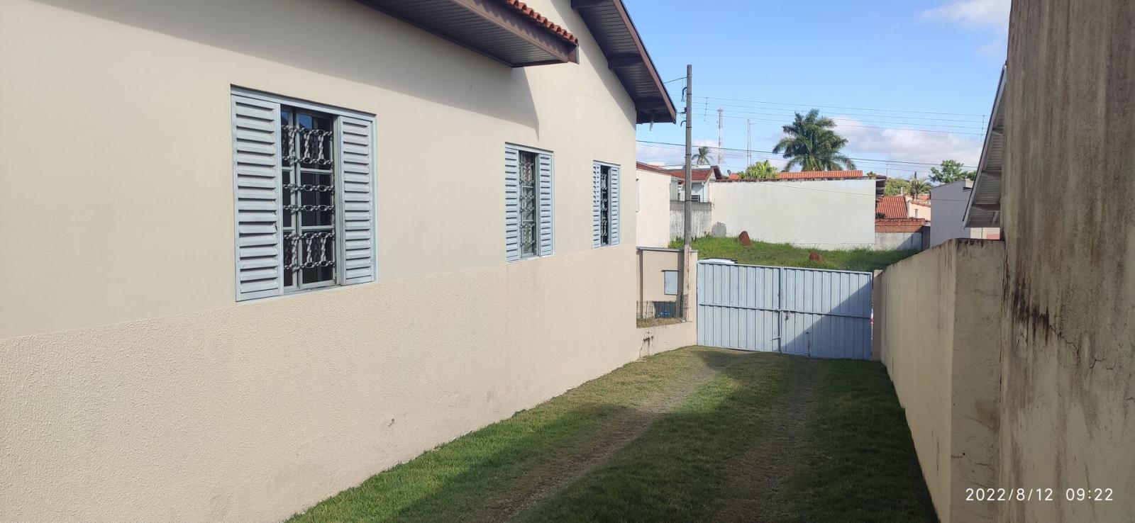 Casa à venda com 2 quartos, 99m² - Foto 2