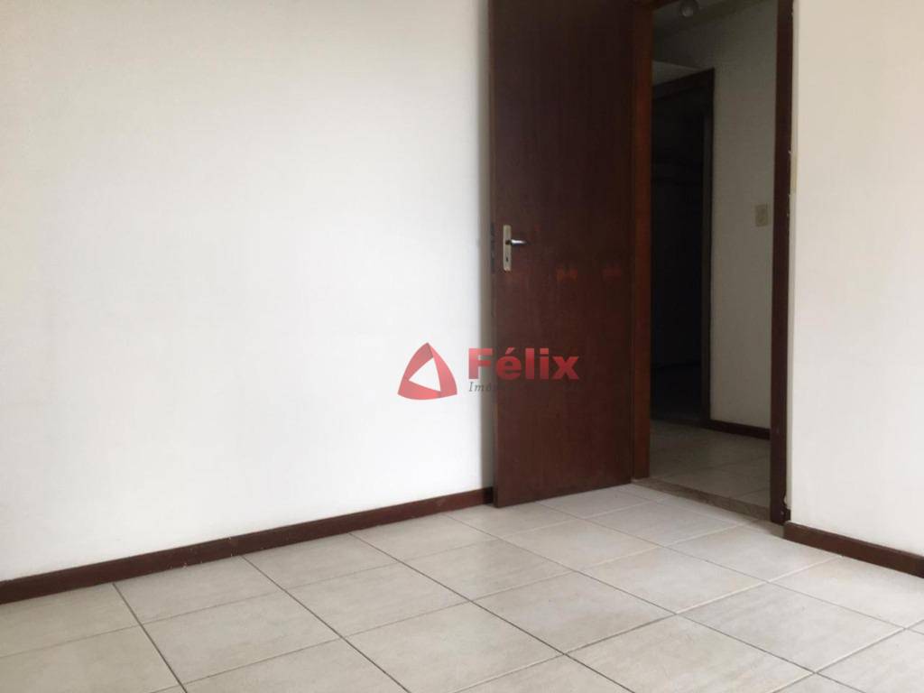 Apartamento à venda com 3 quartos, 90m² - Foto 22