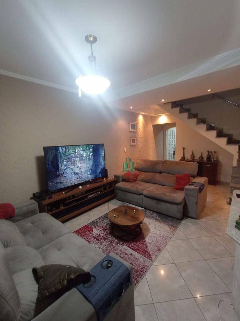 Sobrado à venda com 3 quartos, 103m² - Foto 2