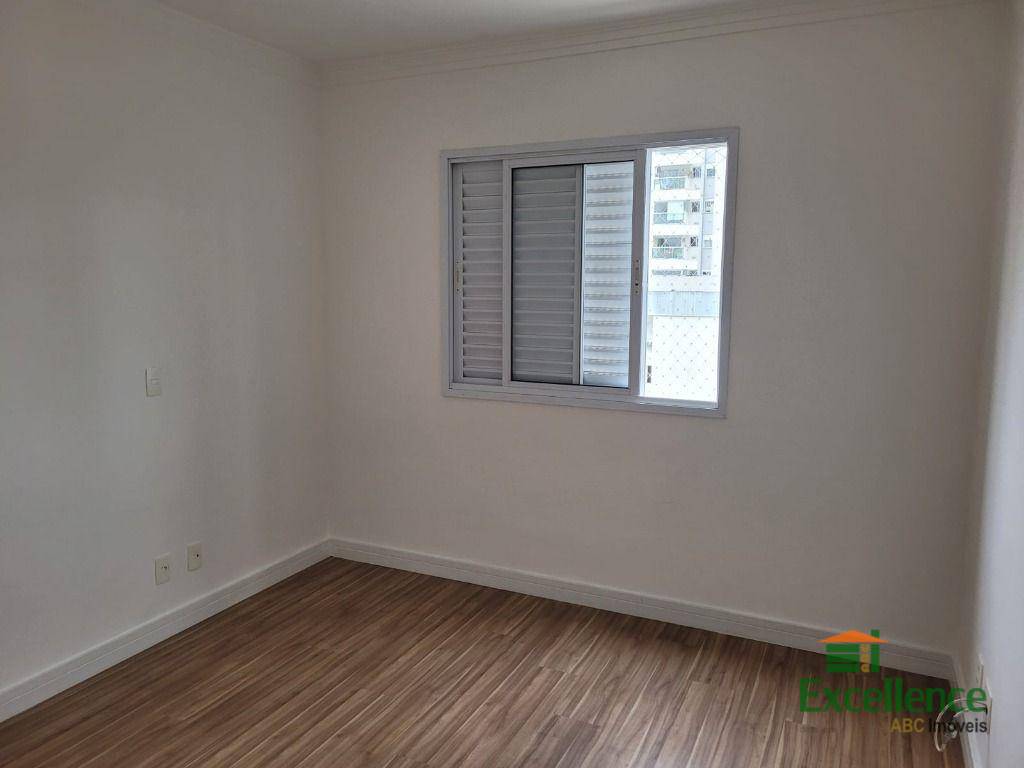 Apartamento para alugar com 2 quartos, 68m² - Foto 12