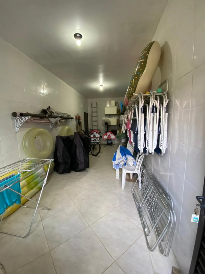 Casa à venda com 4 quartos, 1000m² - Foto 32