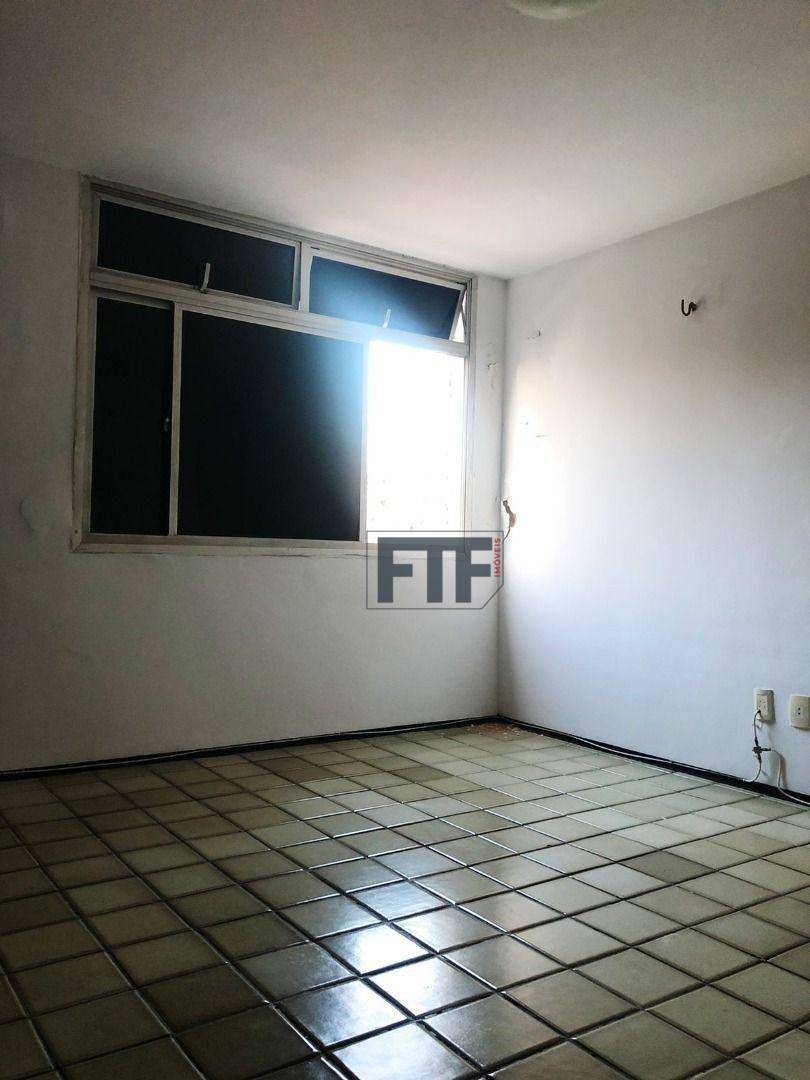 Apartamento para alugar com 3 quartos, 100m² - Foto 13