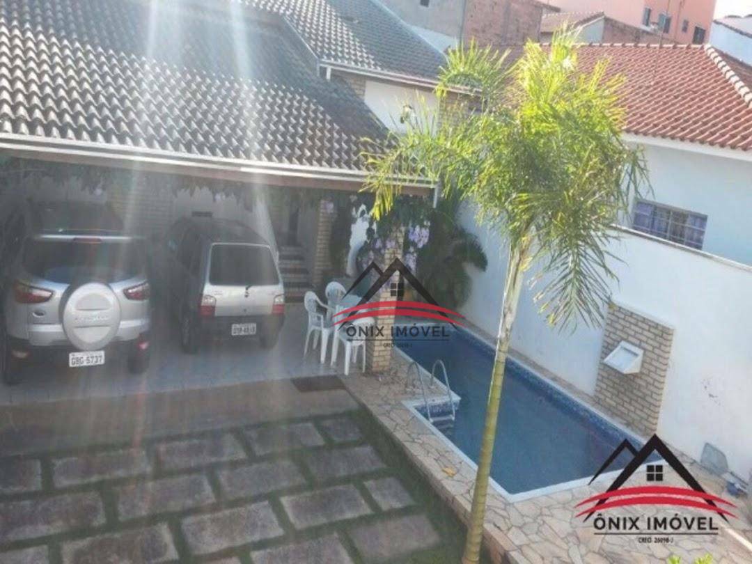 Casa de Condomínio à venda com 2 quartos, 130m² - Foto 2