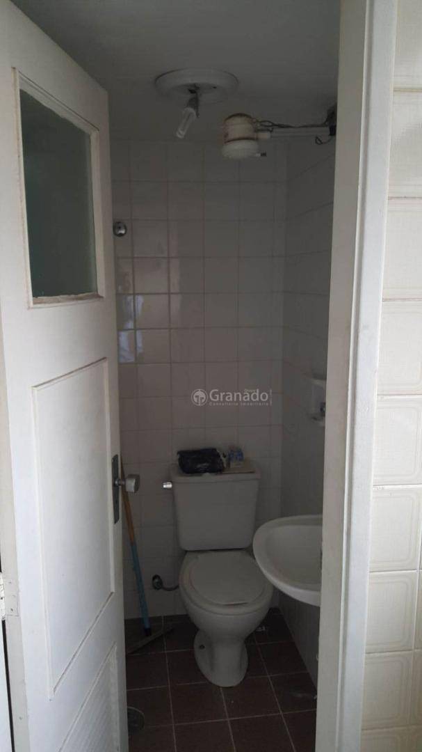 Apartamento à venda com 3 quartos, 75m² - Foto 5